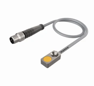 bi2-q4-7-ap6x-0-3-psg3m-senzor-inductiv